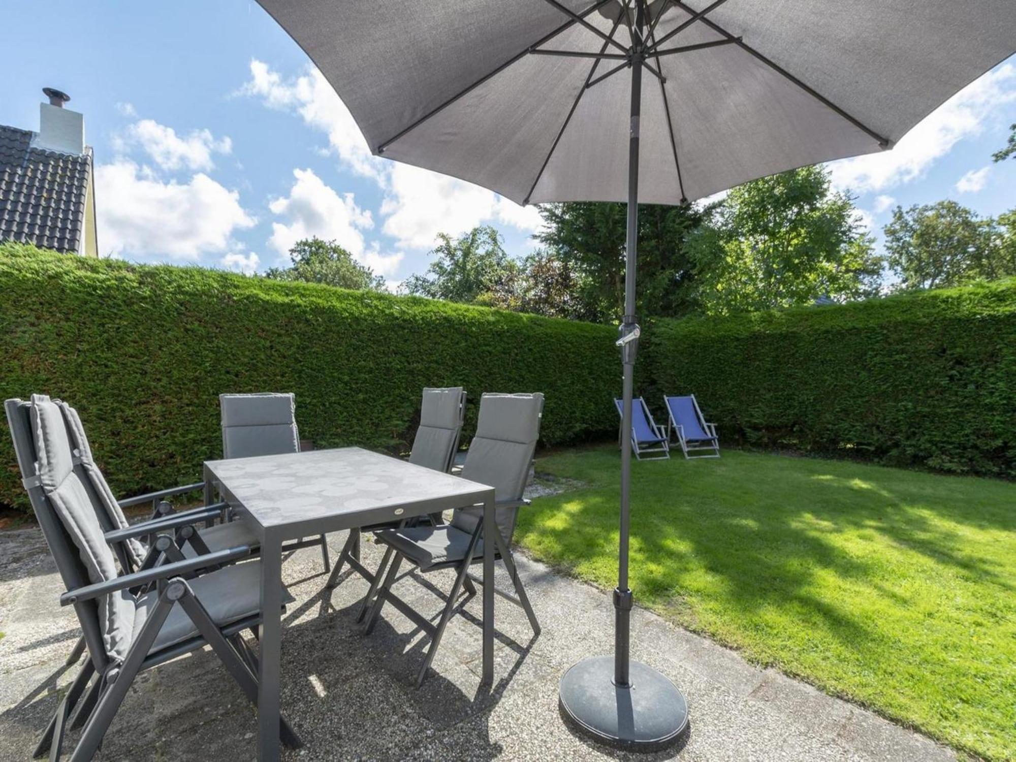Cozy Holiday Home With Garden Sint Maartensvlotbrug 외부 사진