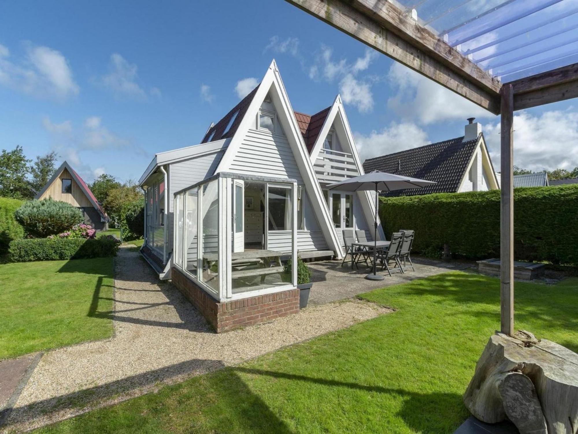 Cozy Holiday Home With Garden Sint Maartensvlotbrug 외부 사진