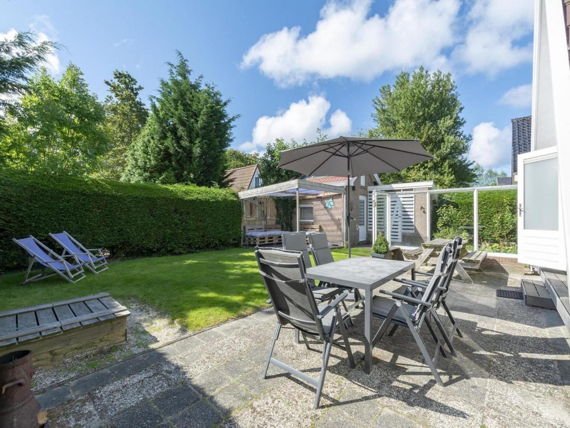 Cozy Holiday Home With Garden Sint Maartensvlotbrug 외부 사진